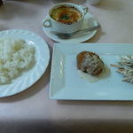 日本橋美人ランチのグラタン、カニクリームコロッケ、牛蒡サラダ、ライス