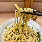 麺屋ガテンの乱 - 麺（中）グルグル混ぜていただきまーす