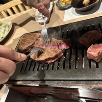 奈良きみや 別邸 柘榴 - シャトーブリアン　フォークでさけます