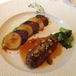 レストラン マノワ - 夏鹿とフォアグラのカイエットロースト♡