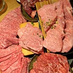 神田焼肉 俺の肉 本店 - 