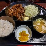 Yomokichi Shouten - 生姜焼き定食　950円