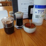 やぶ善 - 卓上調味料。