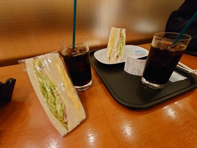 カフェベローチェ  仙台駅東口駅前店（CAF&Eacute; VELOCE） - 宮城野通（カフェ）の写真