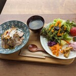 cafe sinaffon - 料理写真:チャーシュー丼プレート