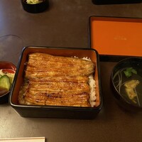 つきじ宮川本廛 - うな重　ロ