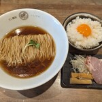 だし麺屋 ナミノアヤ 上野毛本店 - 