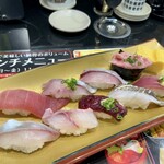 独楽寿司 - 限定握り 1,845円