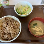 すき家 - 牛丼ランチセット　550円