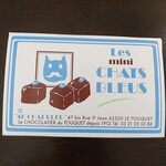 Au Chat Bleu - 最新デザイン