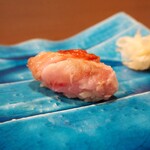 うを徳 - 勝浦 金目鯛 炙り（握り）