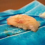 うを徳 - 明石 鯛（握り）