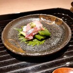 蓬左茶寮 - 師崎 釣りアジのお造り