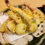 魚棚 - 天ぷら盛合せ