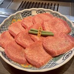 焼肉 肉八 - 