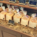 レタンプリュス - この日はパン・ド・ミーもあった！