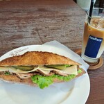 レタンプリュス 本店 - ペッパーシンケン&フロマージュ　グリュイエールチーズが好きなので、これにしてみた