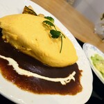 洋食 花乃湯 - デミグラスソースが旨い／決して濃くはないのにコク深く、絶妙な味わい