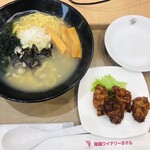 Cafe709 - 料理写真:しじみラーメン+イカメンチ　¥1,330