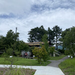 CABOT COVE MUSEUM TERRACE - 美術館前的建築物，現在已經變成了牛排館，樓下是雜貨店。