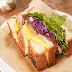 Pura Vida DELI - 