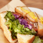 Pura Vida DELI - 