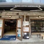 BONDI COFFEE SANDWICHES - お店の入り口