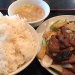 吉田飯店 - 