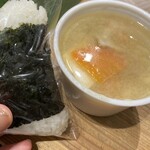 おにぎりのありんこ - 料理写真: