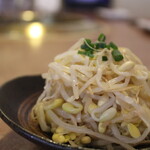 Bean sprouts namul