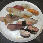 Kaitenzushi Tora Fugu - 寿司ランチ「海」