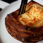 ブーランジェリー スドウ - 蜂蜜とクリームチーズ