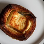 ブーランジェリー スドウ - 蜂蜜とクリームチーズ