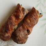 ブーランジェリー スドウ - オリーブとフライドオニオン