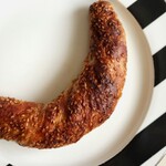 ブーランジェリー スドウ - 山利の釜あげしらすと醤油バター