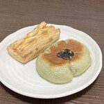 ブーランジェ新中島 - よもぎあんぱん＆りんごパイ