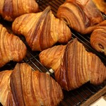 ブーランジェリー スドウ - クロワッサン