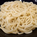 ラーメン　九龍 - 中太ちぢれ麺