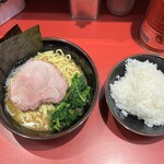 横浜ラーメン 真砂家 - 