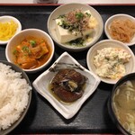 からすやま食堂 - からす定食930円
