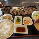 焼肉レストラン平安 - 