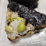 Hyakumisensai Sazae - 枝豆のおにぎりです。
