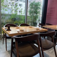 串揚げ アガルコメ。 恵比寿店 - テーブル席