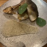 佳肴岡もと - おそらくこの夏食うであろう鮎の最も創意ある一品