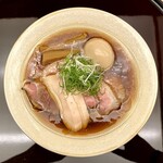 紀尾井町 藍泉 - 醤油ラーメン(1,800円)
