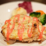 Ginza Itarian Origo - ランチセット 1100円 の鶏もも肉の明太子マヨネーズ焼き