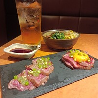 ホルモン焼肉 富や 栄店 - 