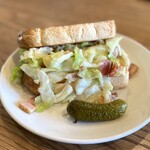 TOM’S SANDWICH - キャベツ & ベーコン