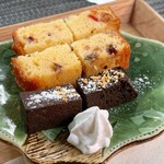 None cafe - 3人分のおまけ