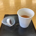Kameya Yoshihiro - サービスで出してくれたお茶
